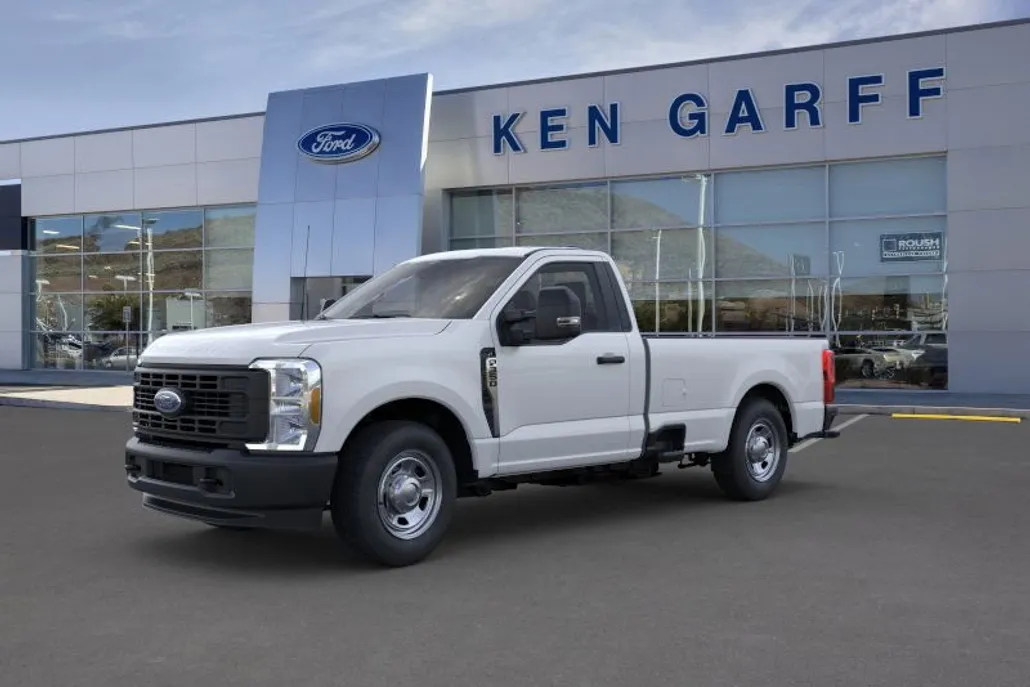 2025 Ford F-350 XL photo 1