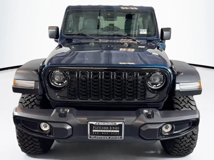2025 Jeep Wrangler 4xe Sport S photo 2