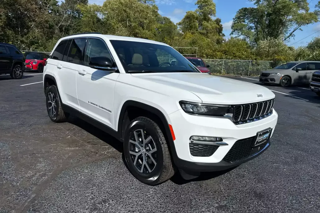 2025 Jeep Grand Cherokee Limited photo 1