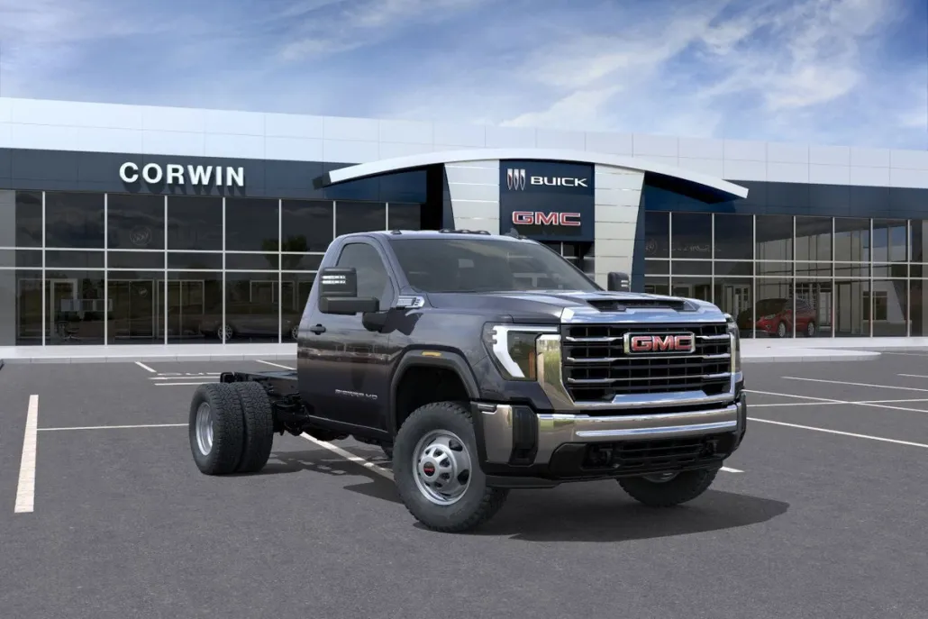 2025 Gmc Sierra 3500 HD Pro photo 1