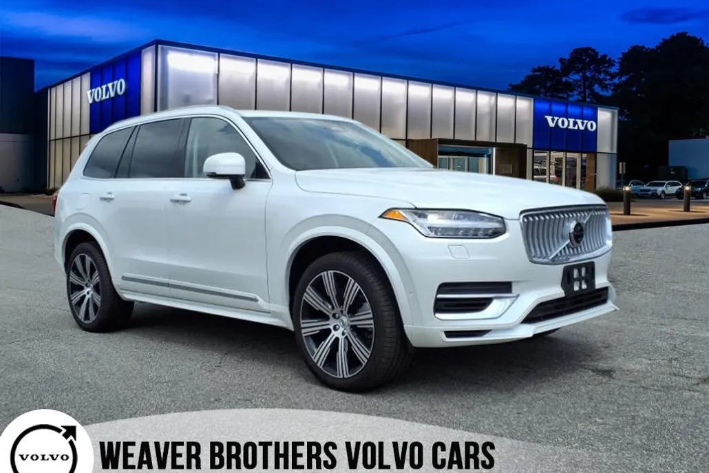 2025 Volvo XC90 T8 photo 1