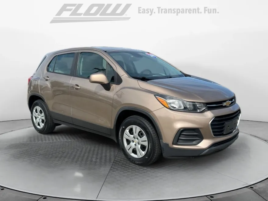 2018 Chevrolet Trax LS photo 1
