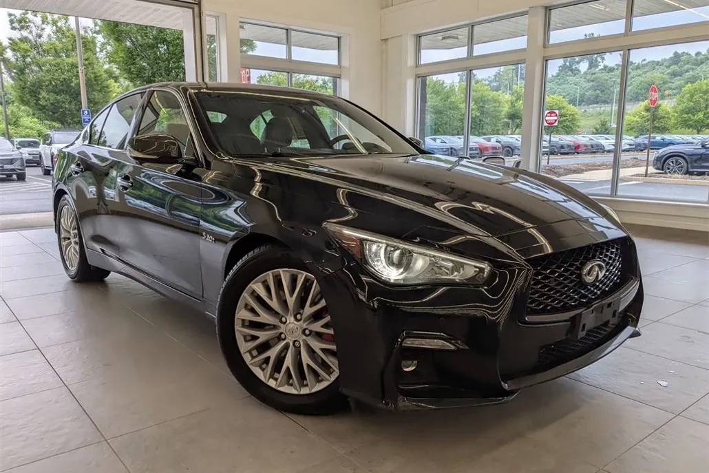 2018 Infiniti Q50 Red Sport 400 photo 1