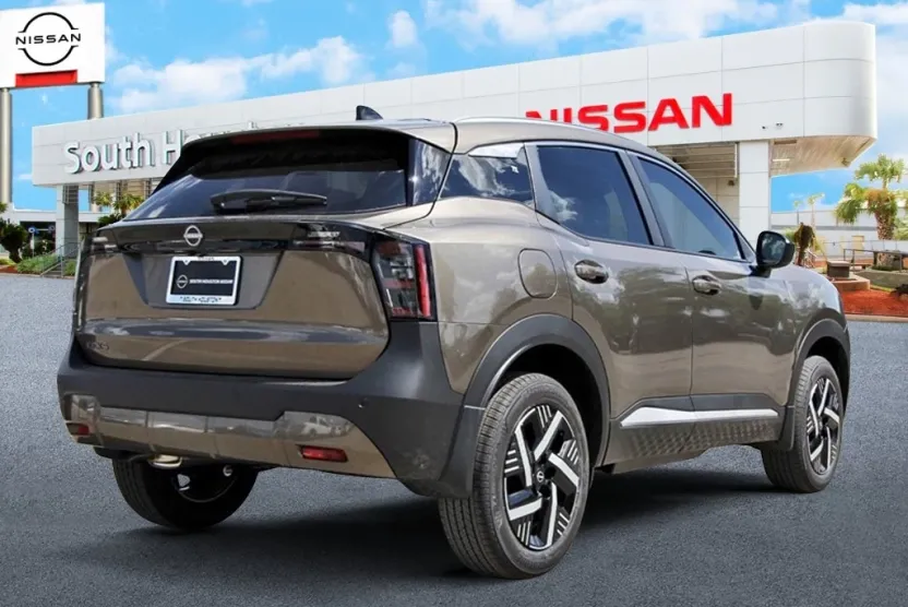 2026 Nissan Kicks SV photo 1
