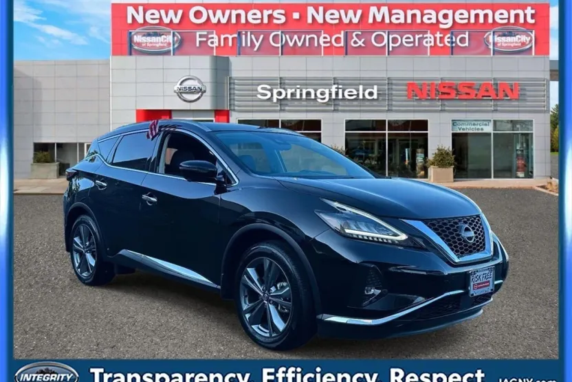 2023 Nissan Murano Platinum photo 1