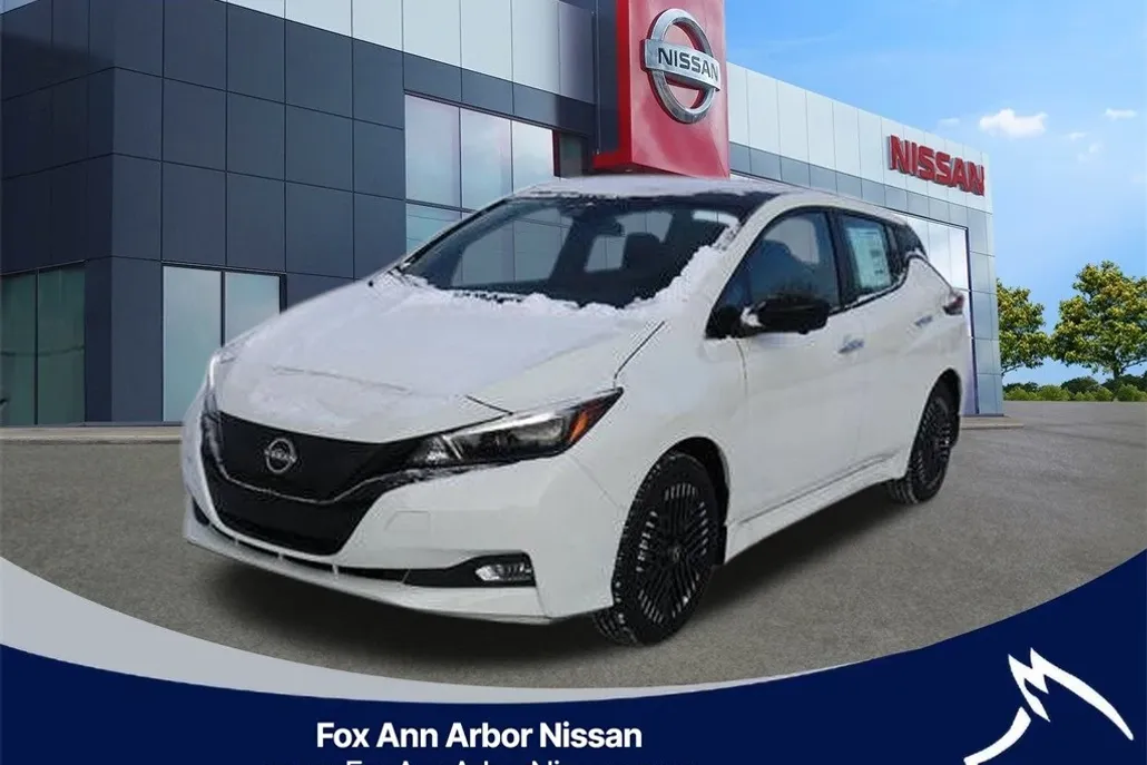 2025 Nissan Leaf SV Plus photo 1