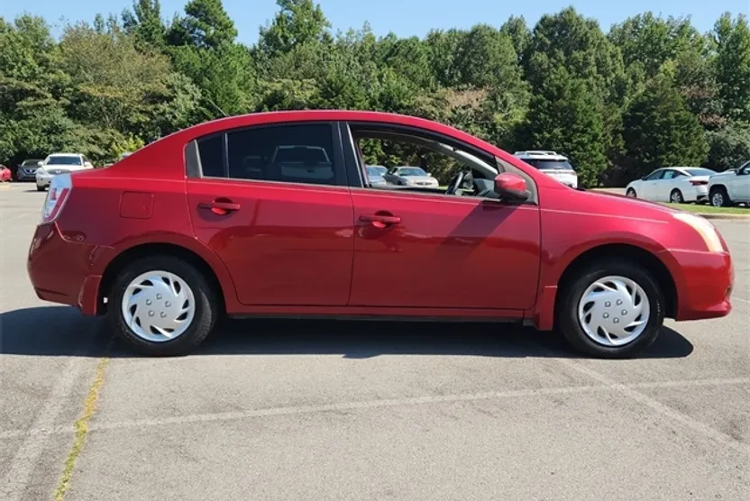 2012 Nissan Sentra 2.0 photo 1