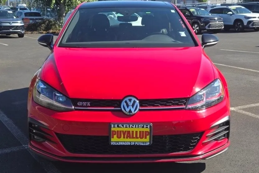 2021 Volkswagen Golf GTI Autobahn photo 1