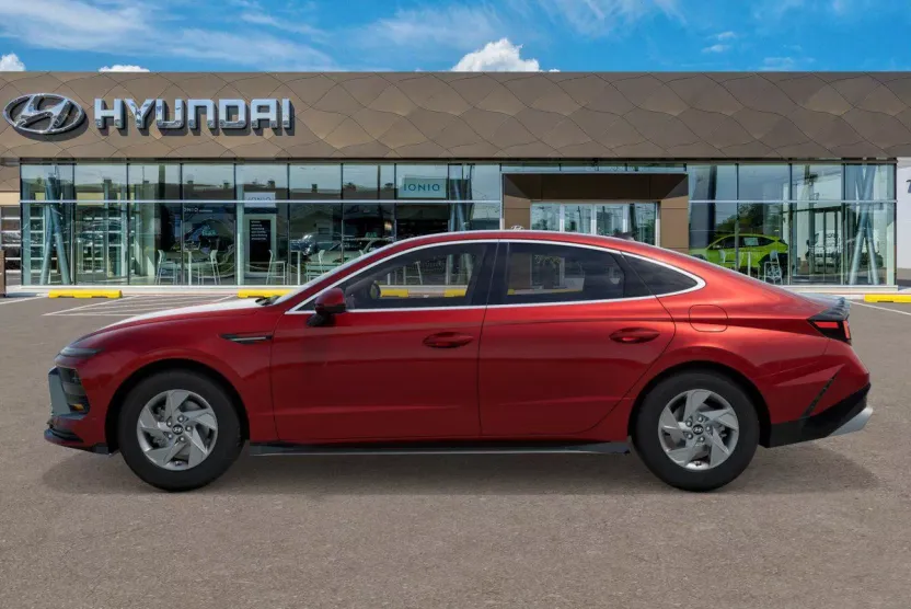 2026 Hyundai Sonata SE photo 1