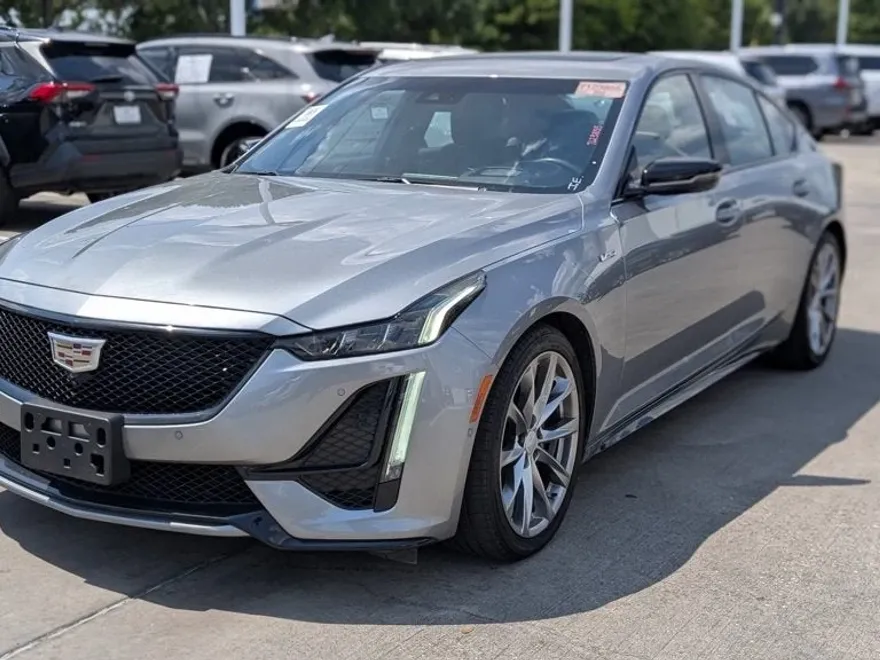 2023 Cadillac CT5 V photo 1