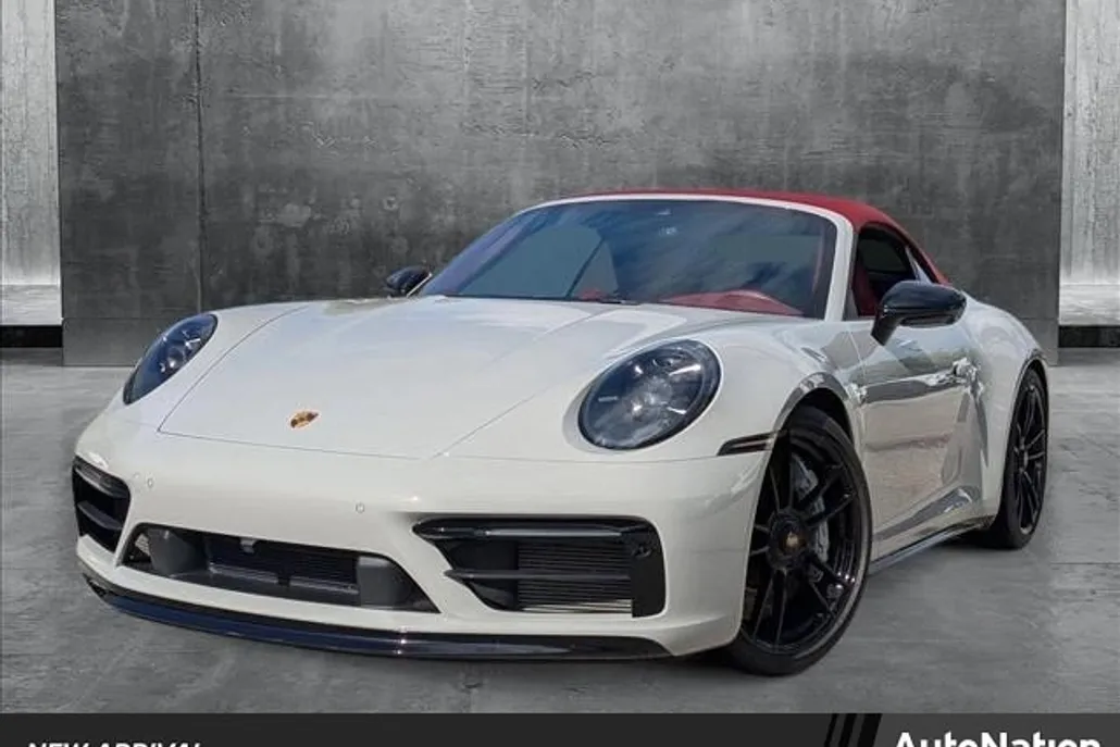 2023 Porsche 911 4 GTS photo 1