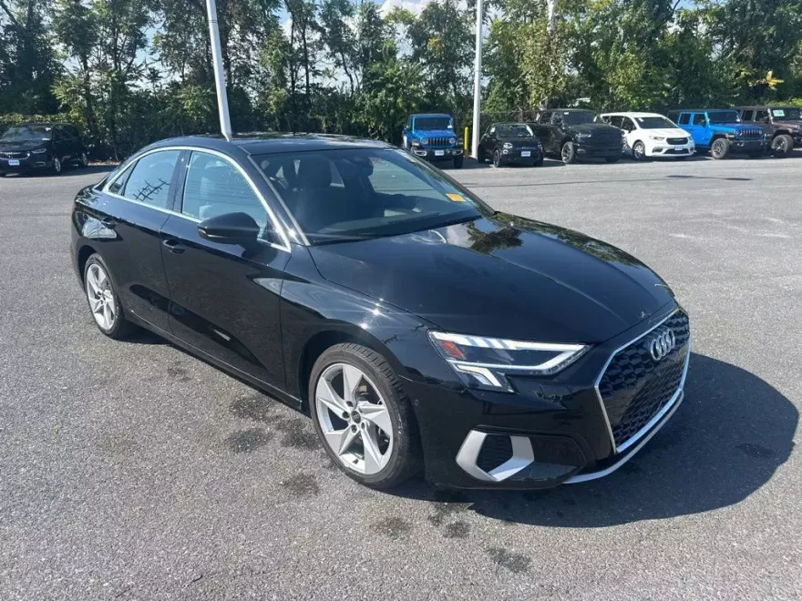 2023 Audi A3 40 Prestige photo 1