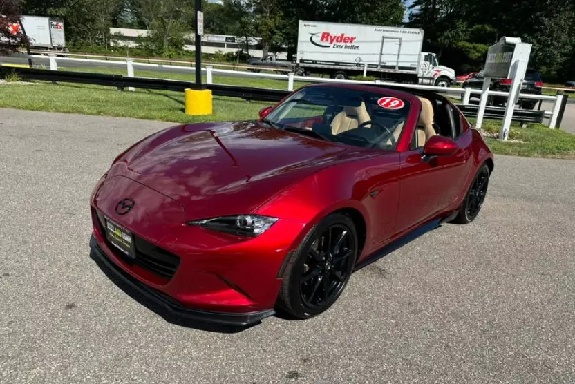 2019 Mazda MX-5 Miata Miata RF Grand Touring photo 1