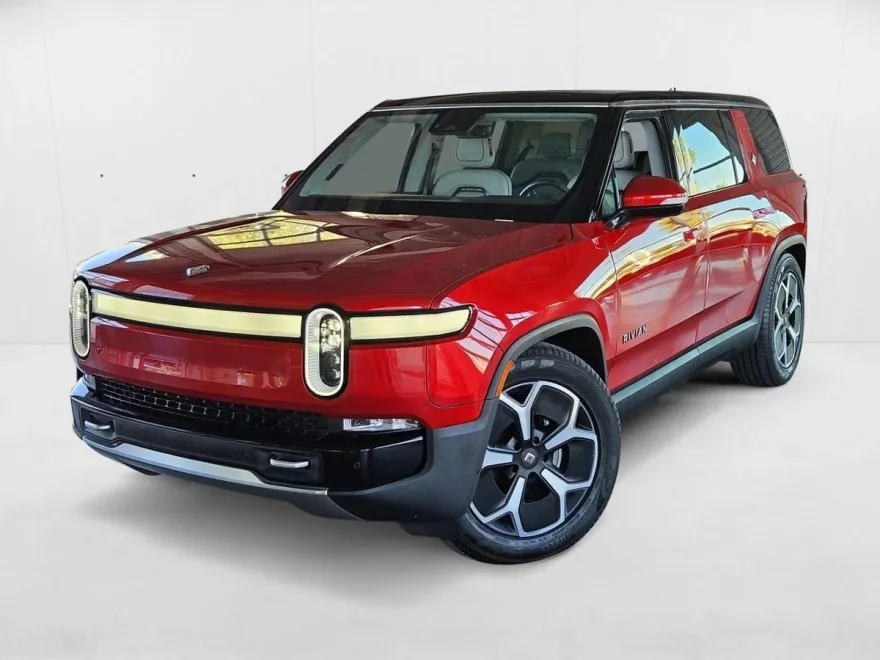 2024 Rivian R1S Adventure photo 1