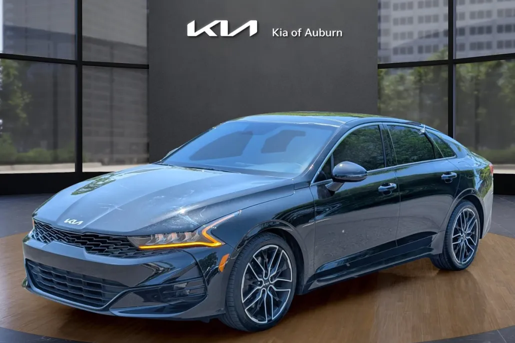 2023 Kia K5 GT photo 1