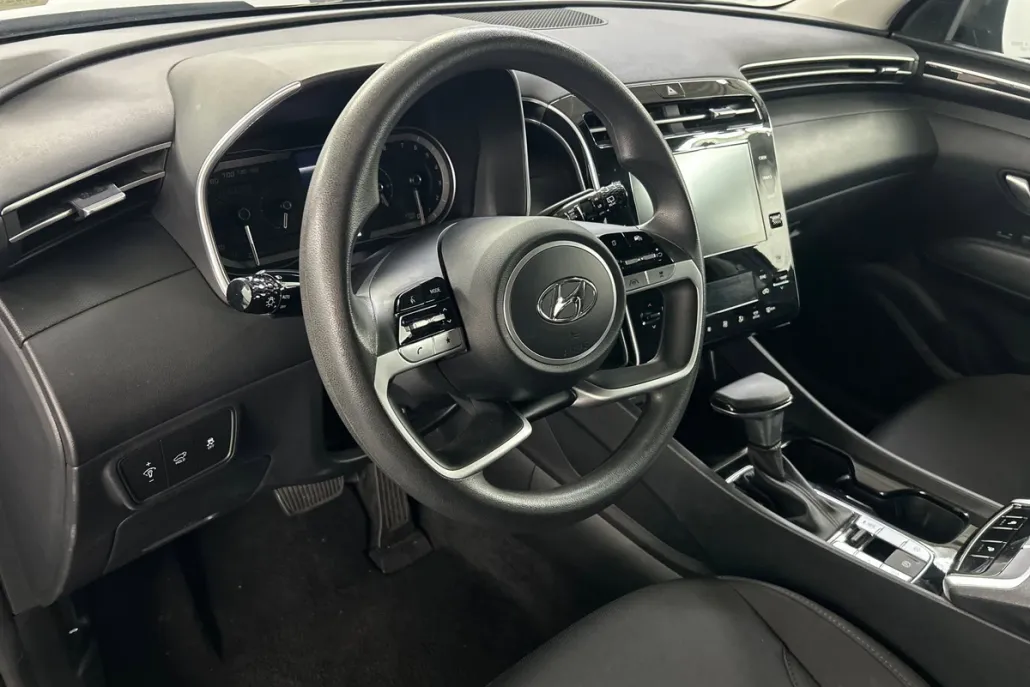 2024 Hyundai Tucson SEL photo 1
