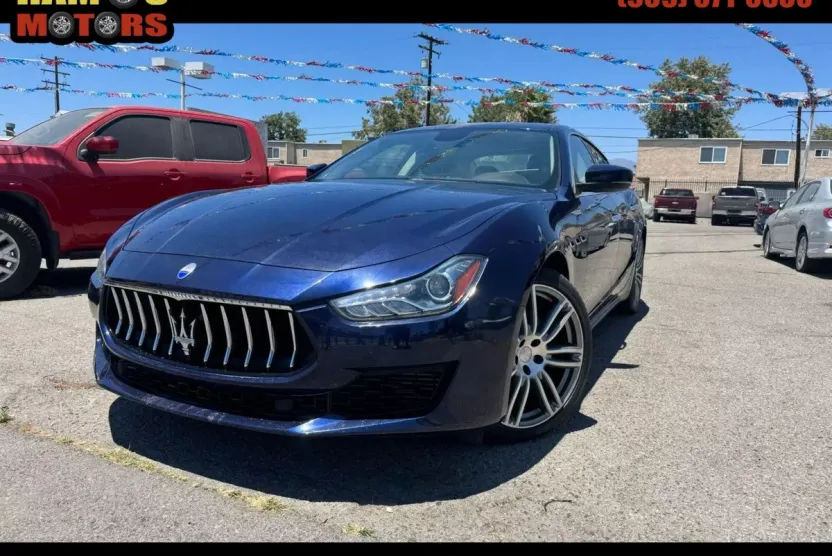 2020 Maserati Ghibli photo 1