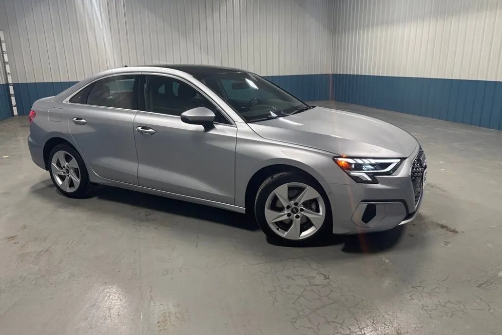 2024 Audi A3 40 Premium photo 1