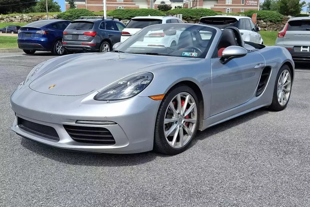 2021 Porsche Boxster S photo 1