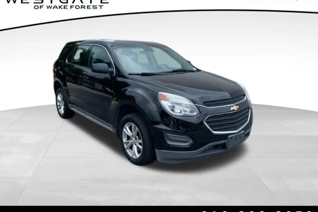 2017 Chevrolet Equinox LS photo 1