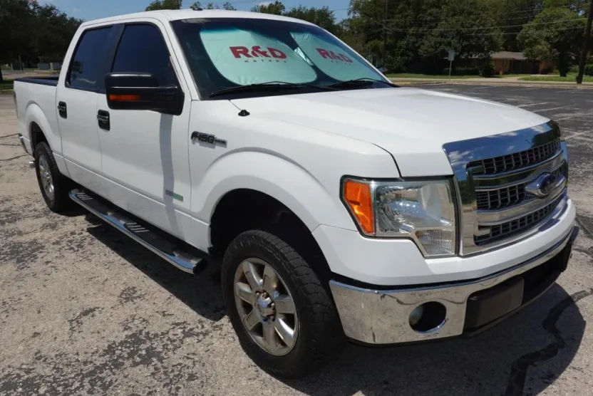 2013 Ford F-150 XLT photo 1
