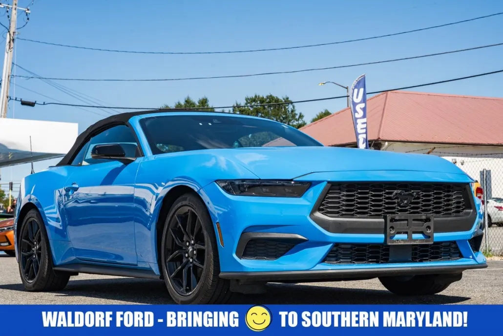 2024 Ford Mustang EcoBoost Premium photo 1