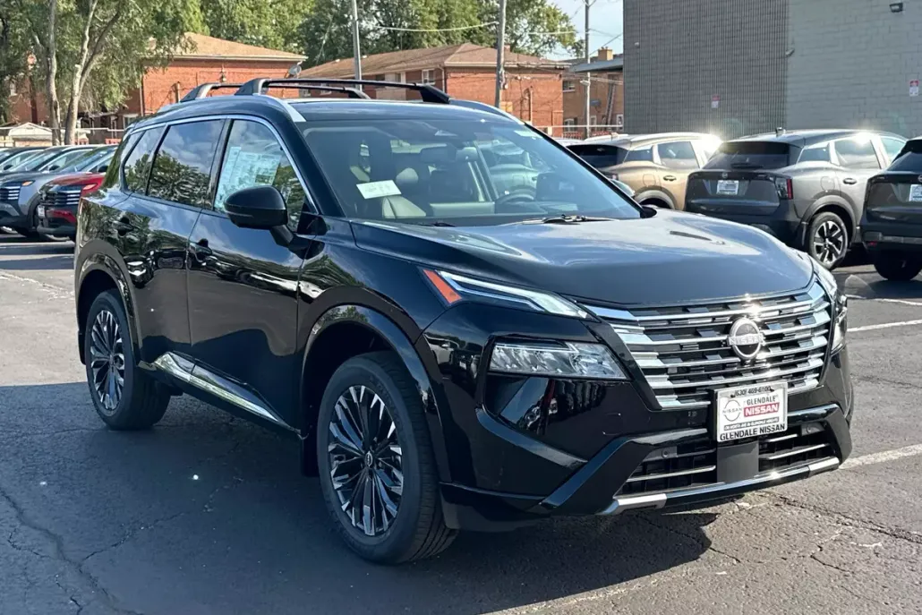 2026 Nissan Rogue Platinum photo 1