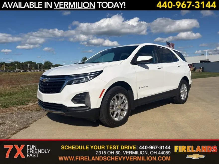 2022 Chevrolet Equinox LT photo 1