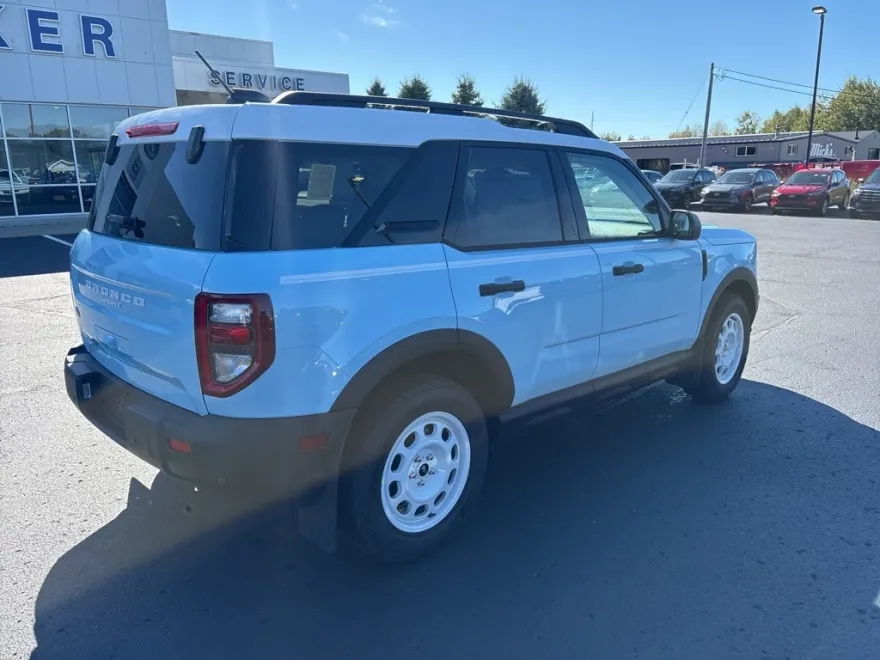 2025 Ford Bronco Sport Heritage photo 1