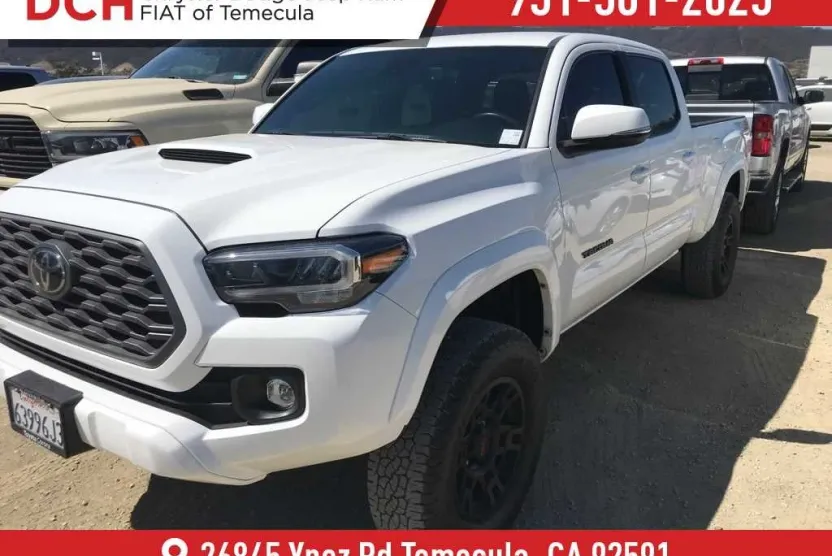 2022 Toyota Tacoma TRD Sport photo 1