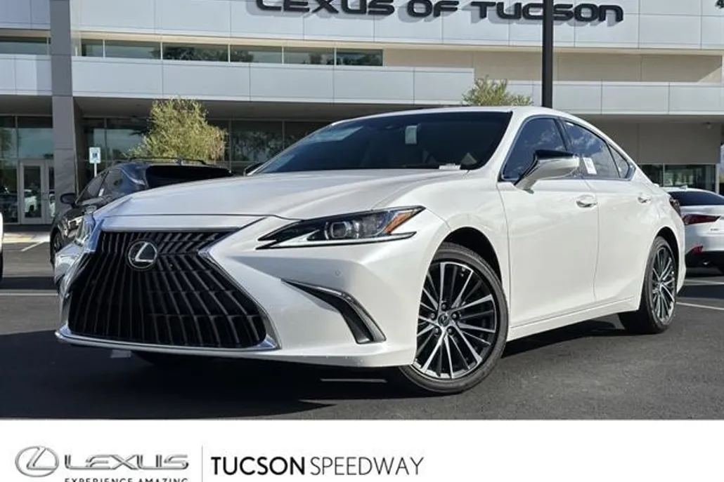 2025 Lexus ES 300h Luxury photo 17