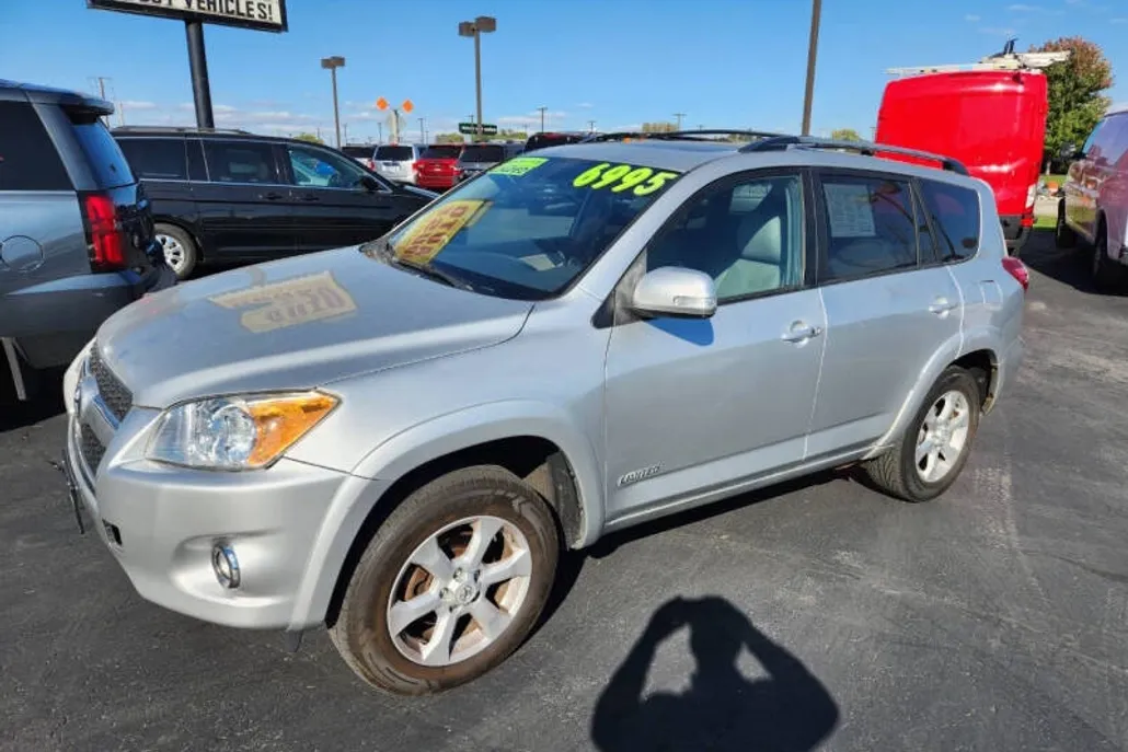 2009 Toyota RAV4 Limited photo 1
