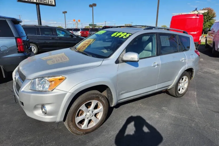 2009 Toyota RAV4 Limited photo 1