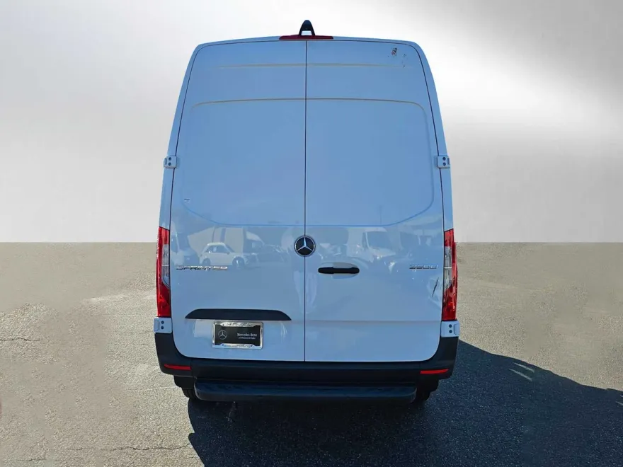 2025 Mercedes Benz Sprinter 2500 Standard Roof photo 1