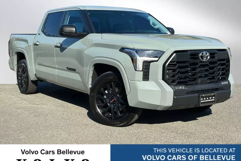 2024 Toyota Tundra SR5 CrewMax photo 1