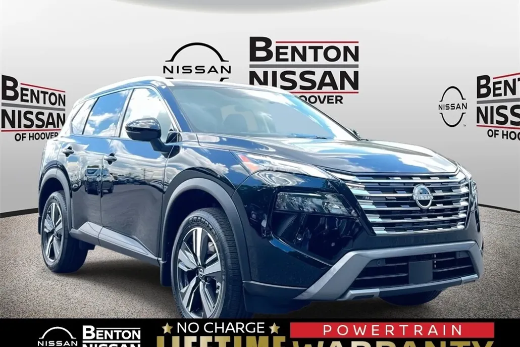2025 Nissan Rogue SL photo 1