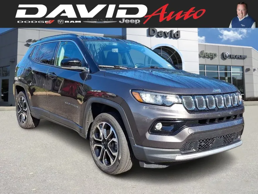 2022 Jeep Compass Limited photo 1