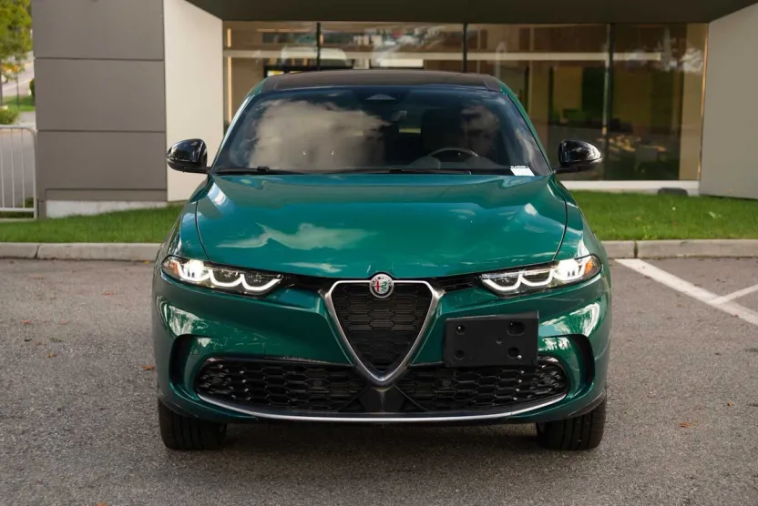 2024 Alfa Romeo Tonale Ti photo 1