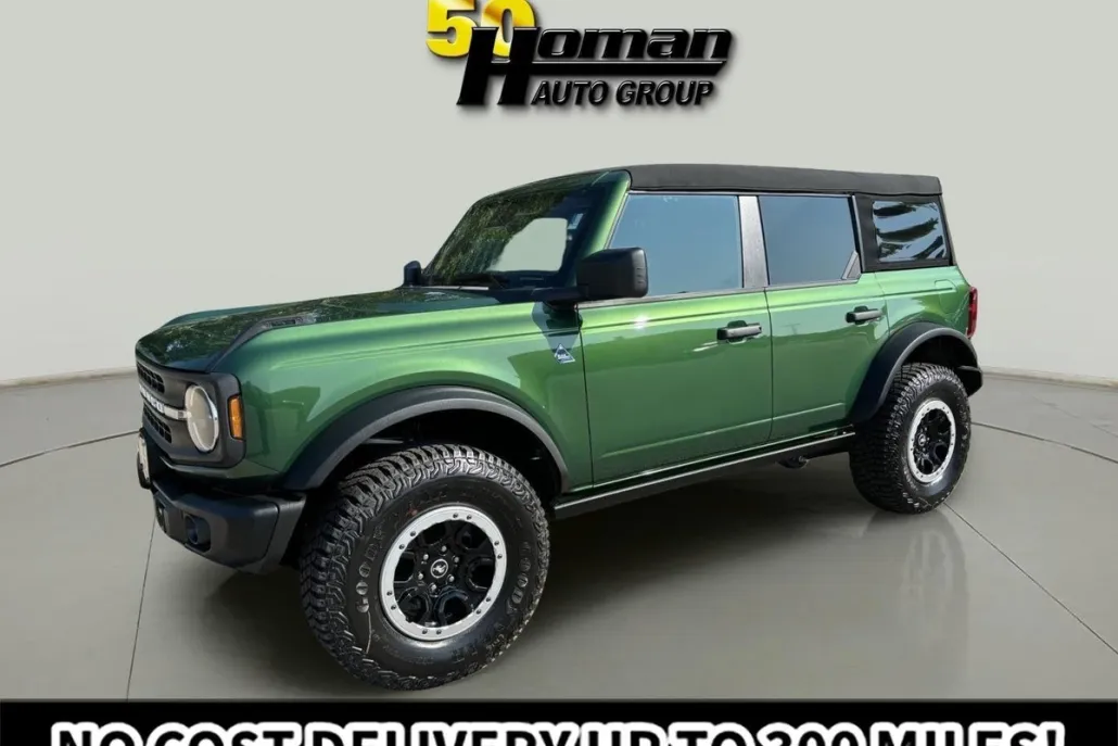 2024 Ford Bronco Black Diamond photo 1