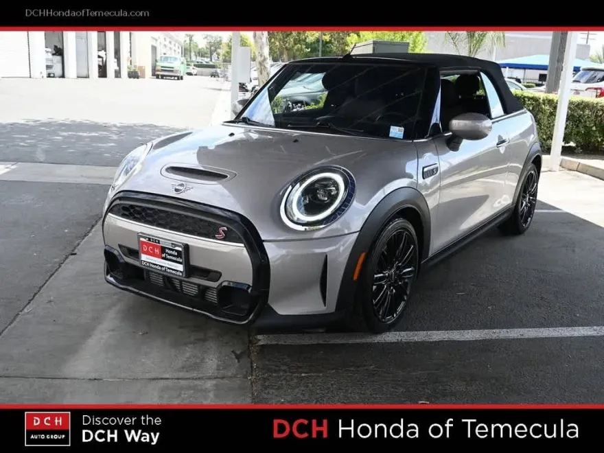 2024 Mini Cooper Convertible S photo 1