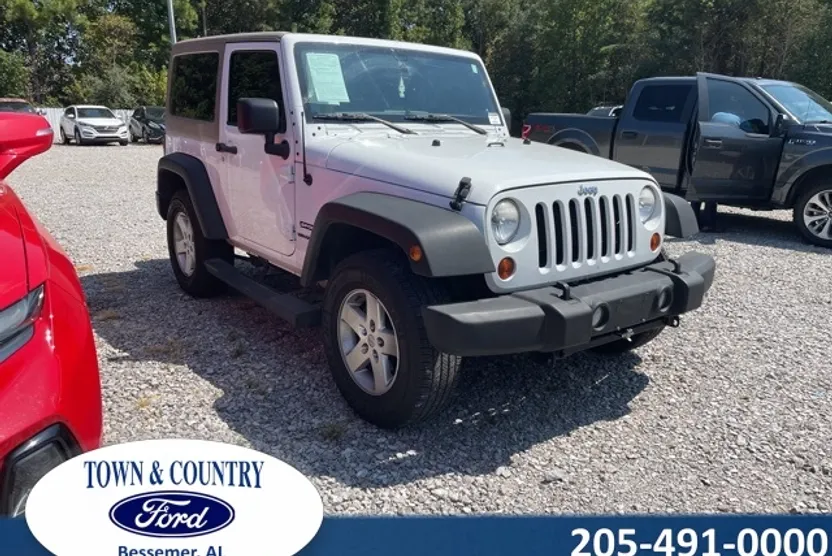 2013 Jeep Wrangler Sport photo 1