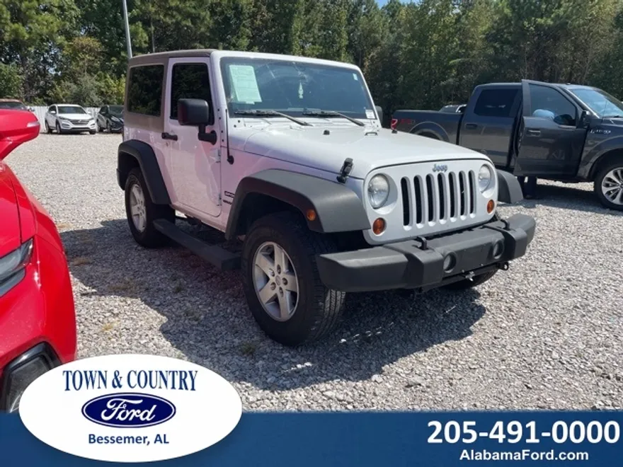 2013 Jeep Wrangler Sport photo 1