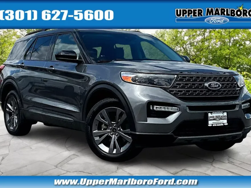 2022 Ford Explorer XLT Sport photo 1
