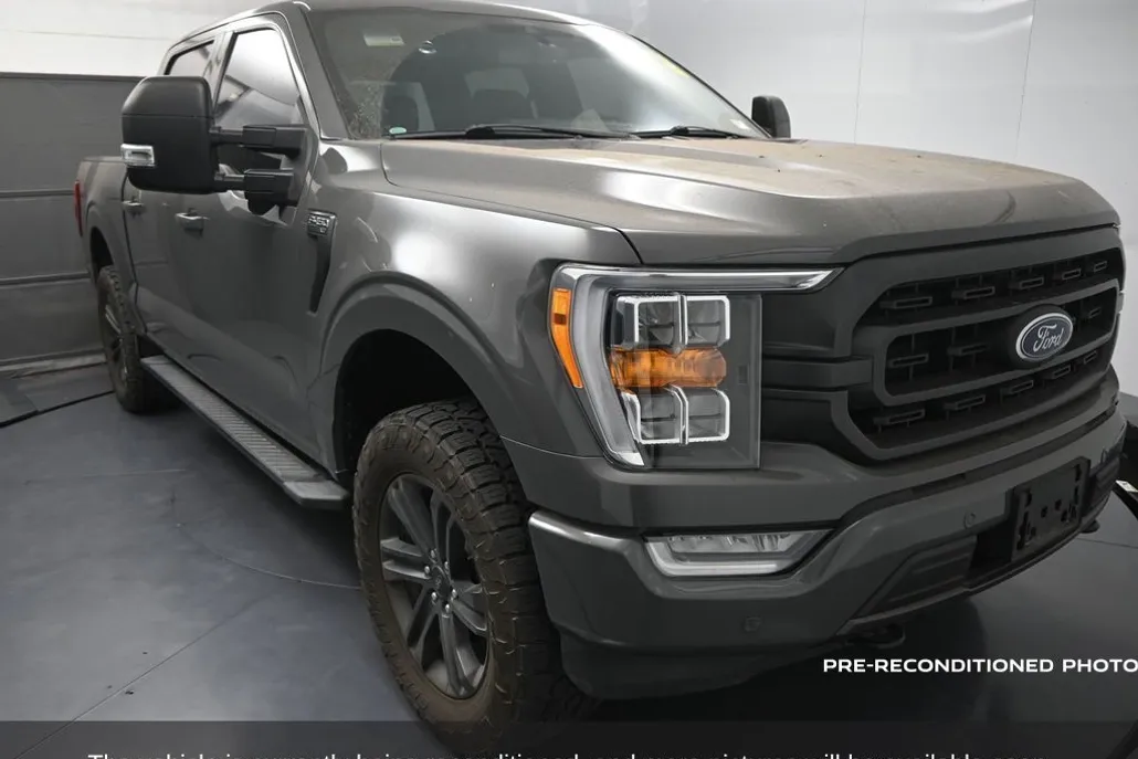 2021 Ford F-150 XLT photo 1