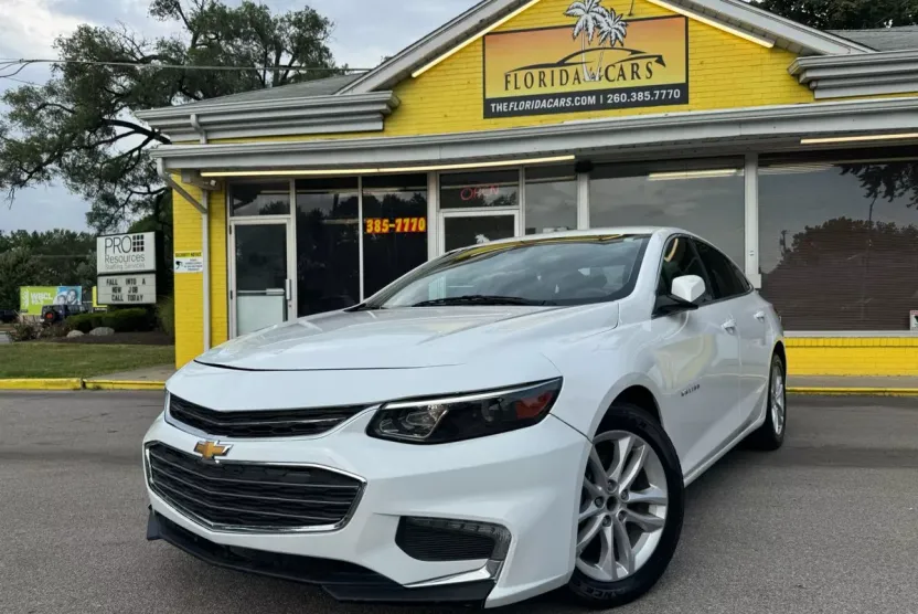 2018 Chevrolet Malibu photo 1