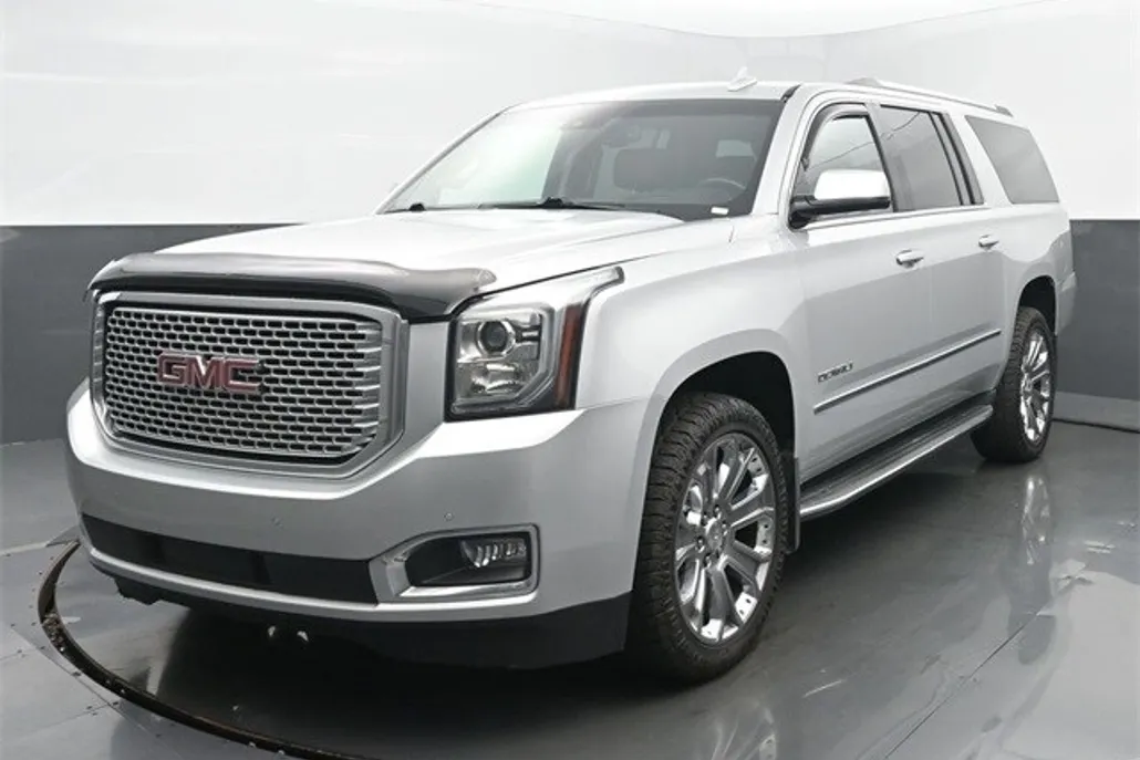 2016 Gmc Yukon XL Denali photo 1