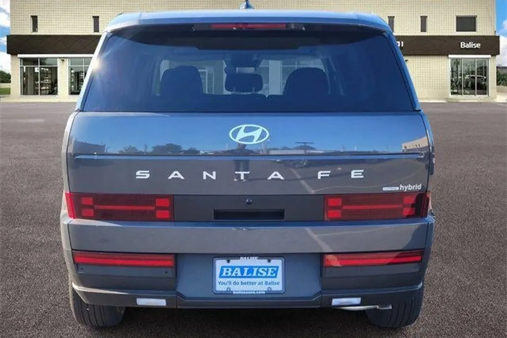 2026 Hyundai Santa Fe SE photo 1