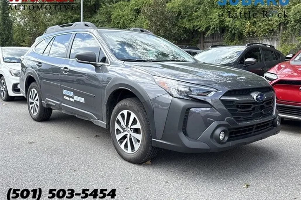 2025 Subaru Outback 2.5i photo 1