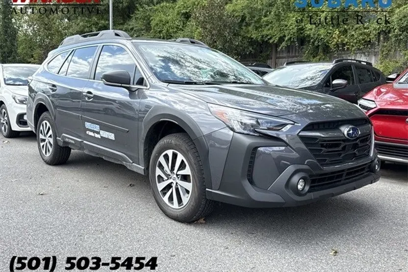 2025 Subaru Outback 2.5i photo 1