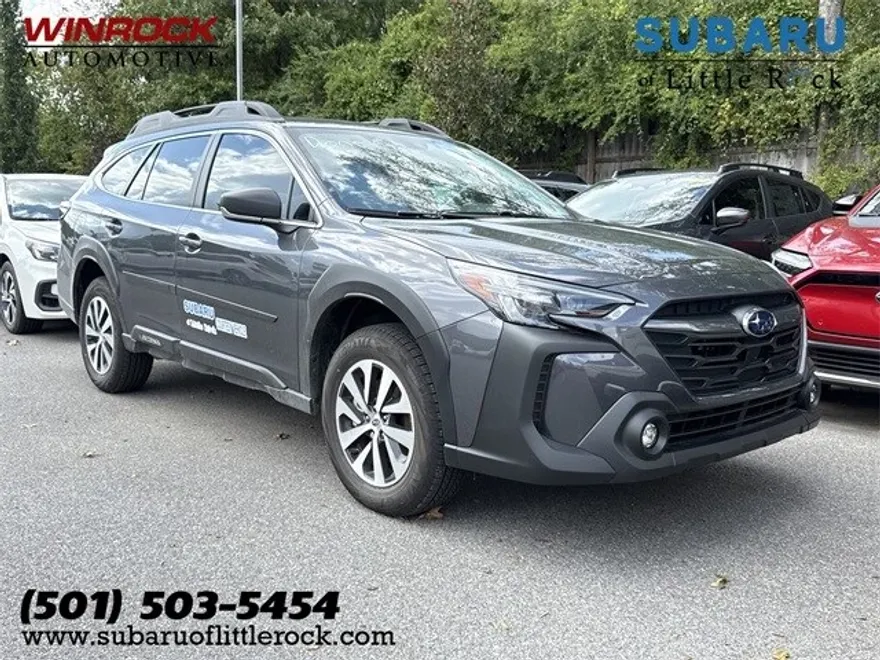 2025 Subaru Outback 2.5i photo 1